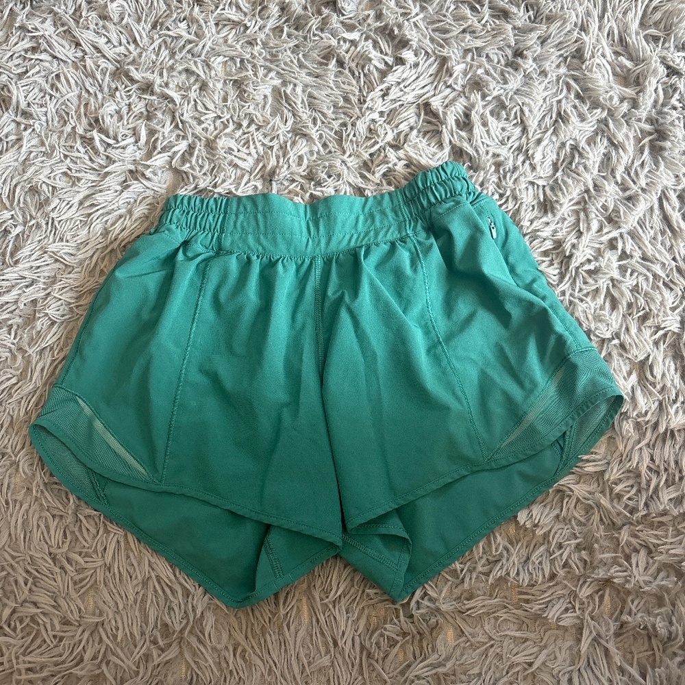 Lululemon Hotty hot shorts *RARE color*